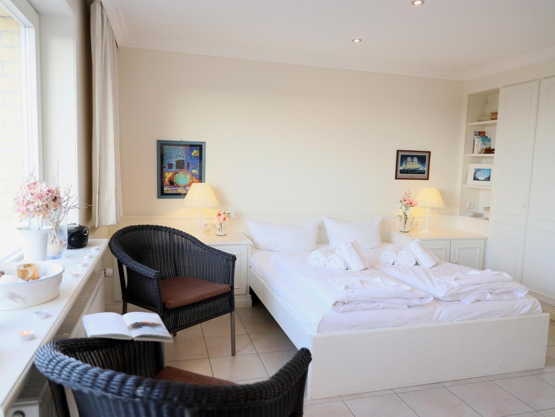 Wohnen Sie Im Herzen Westerlands, In Einer Komplett Neu Renovierten 1-Zimmer Wohnung Bagian luar foto